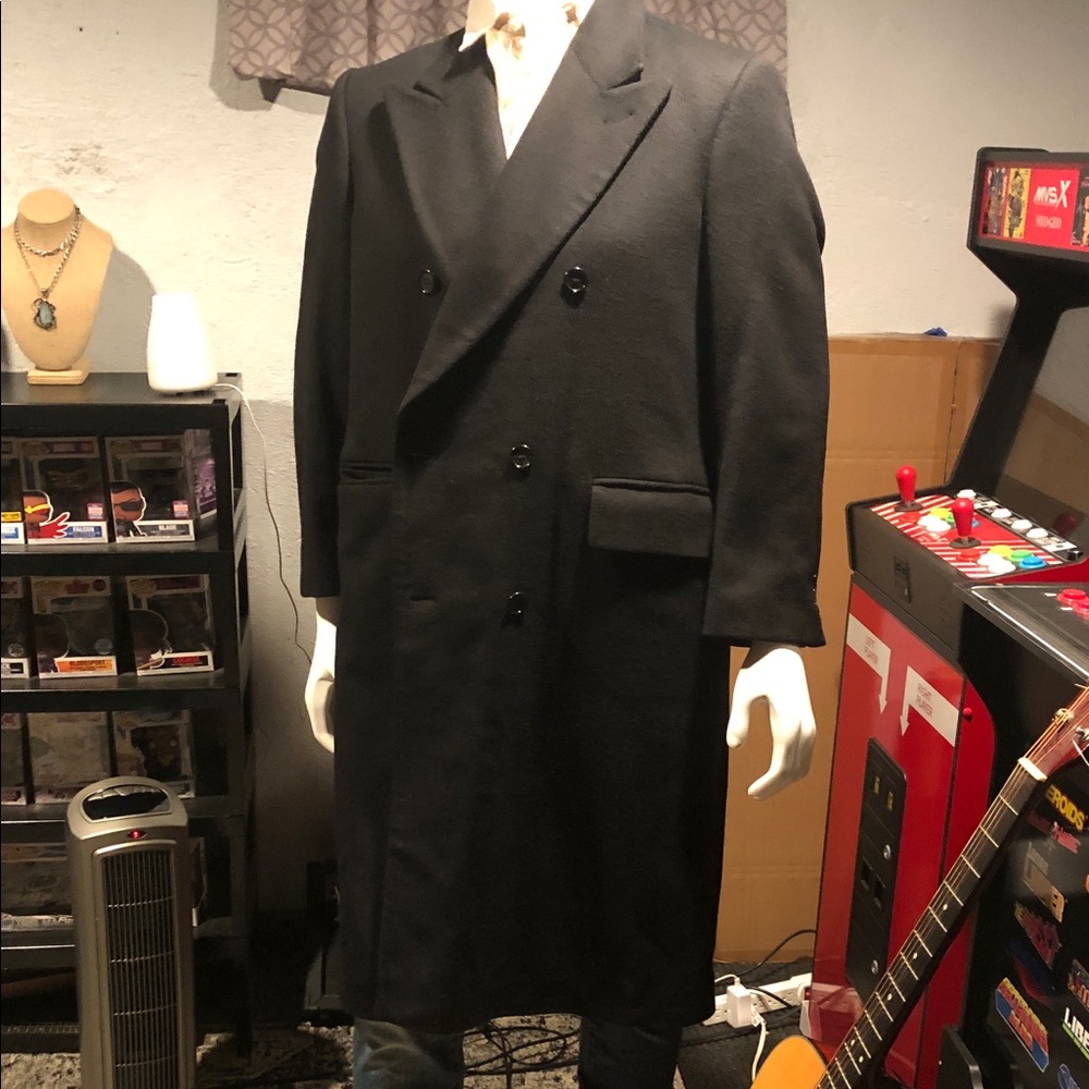 Elegant Black Double-Breasted Trench Coat